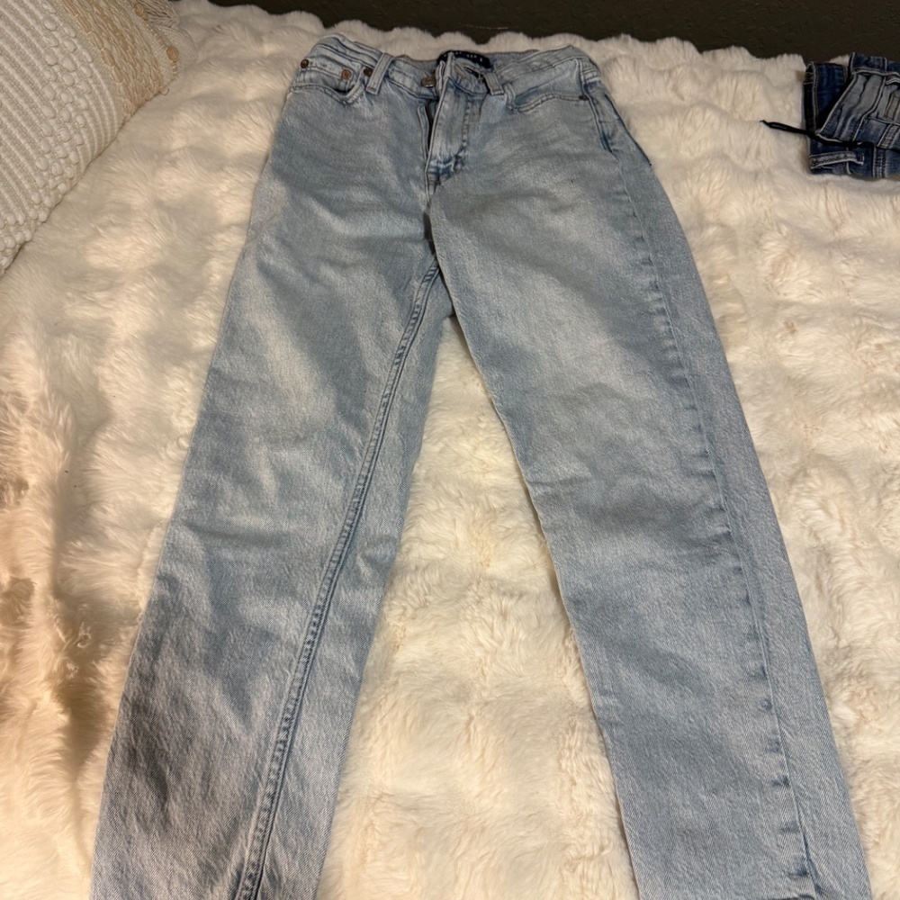 Used Aeropostale Women’s Blue Cotton Stretch Mid Rise Mom Jean Denim Size 000R